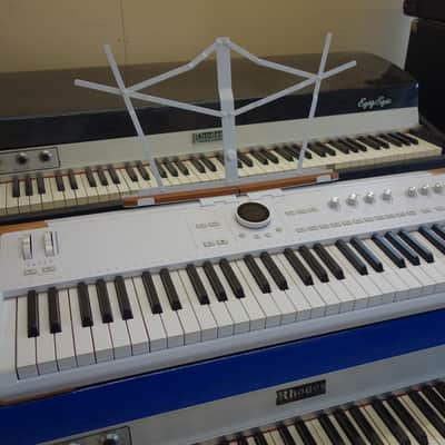 Arturia AstroLab 61-Key Stage Keyboard 2025 - Present - White image 1