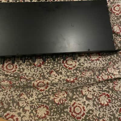 (Rare) Yamaha MLA7 8-channel Preamplifier 2010s - Black image 2