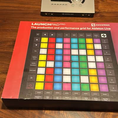 Novation Launchpad Pro MKI Pad Controller 2011 - 2015 - Black