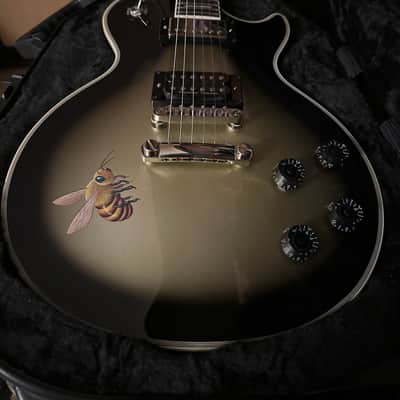 Epiphone Adam Jones Signature Art Series Les Paul Custom 2024 - Mark Ryden’s “Queen Bee" / Silverburst image 11