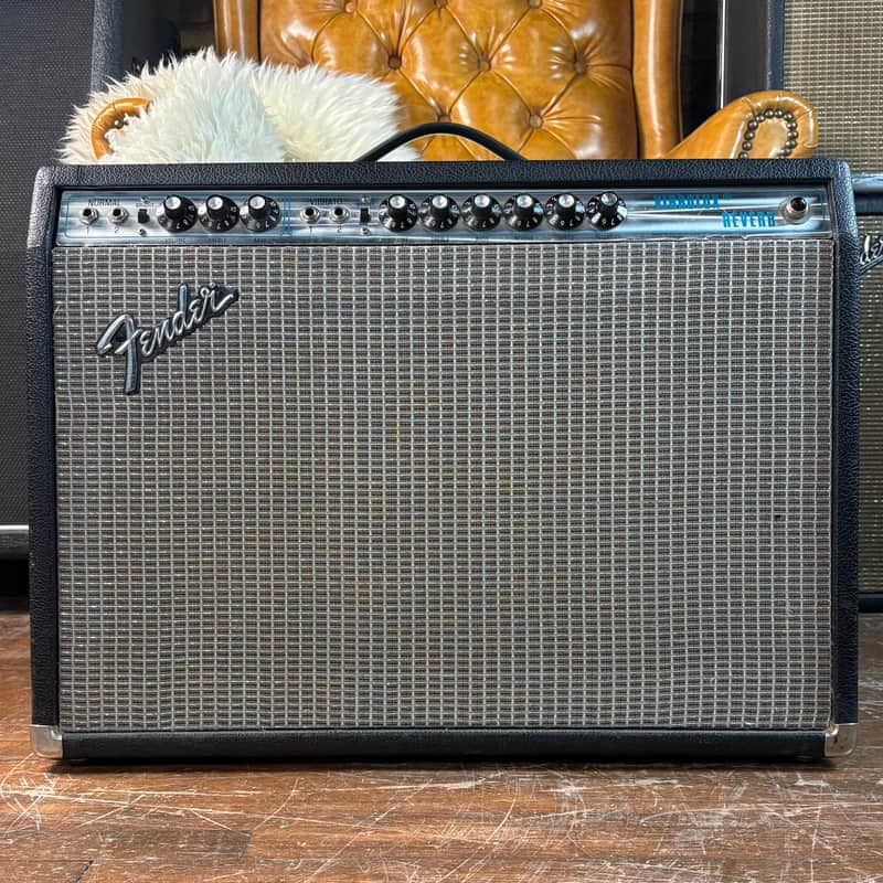 1976 Fender Vibrolux Reverb Vintage 1970s CBS Silverface Made In USA 2x10 Tube Combo Amplifier W/ Original Footswitch & Cover! image 1
