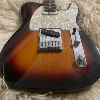 Fender Player2 modified Telecaster RW 3 tone 2025/6 - Sunburst image 3