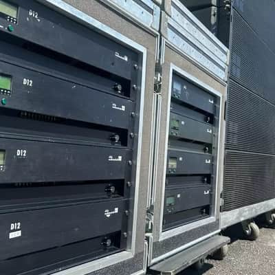 (16) D&B Audiotechnik J8 Line Array Loudspeakers/W(2) D12 Amps Rack (THS) image 8