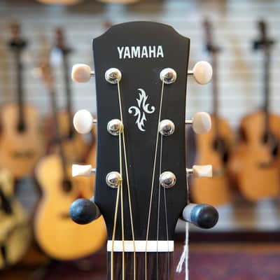 Yamaha APXT2EW 3/4-size Exotic Wood Thinline Cutaway Acoustic-electric Guitar Natural w/Gig Bag image 7