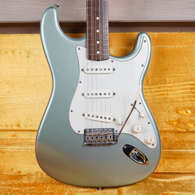 Fender American Vintage '62 Stratocaster Reissue 2001 | Reverb Canada