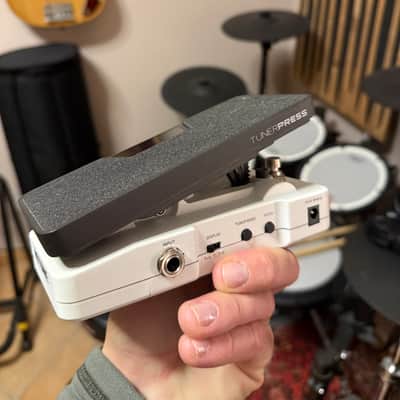Hotone Tuner Press 2024 - Present - Black / White image 4