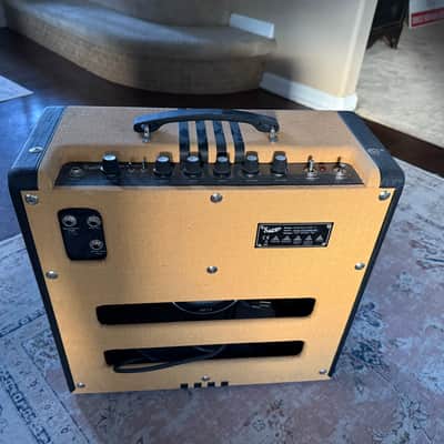 Supro 1822R Delta King 12 15-Watt 1x12" Guitar Combo 2021 - Present - Tweed / Black Stripes image 2
