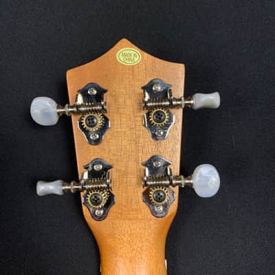 Hilo SL400IMA Ukulele 2010s - Natural satin image 8