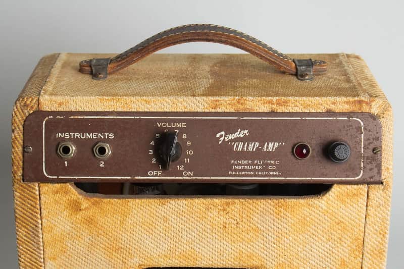 Fender Champ 5D1 Wide Panel 4-Watt 1x6" Guitar Combo 1955 image 4