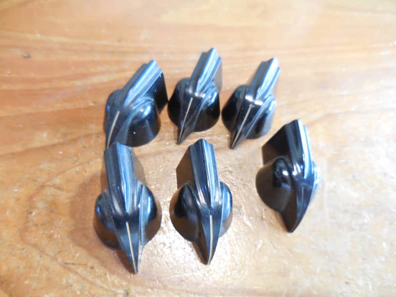 Set of 6 Vintage Pointer Knobs Black Dakaware Chicago New Old Stock image 1