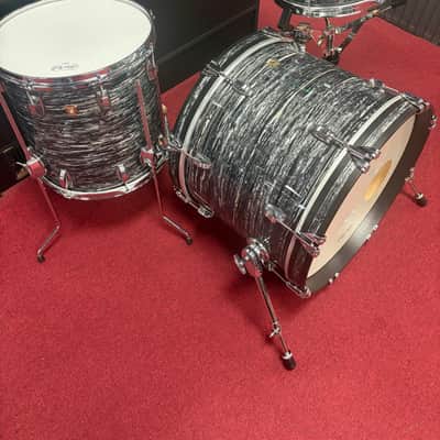 Ludwig Classic Maple Downbeat 8x12 / 14x14 / 14x20" Vintage Black Oyster Pearl image 2
