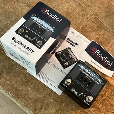 Radial Bigshot I/O True-Bypass Instrument Selector V2 2010s - Black/Green image 1