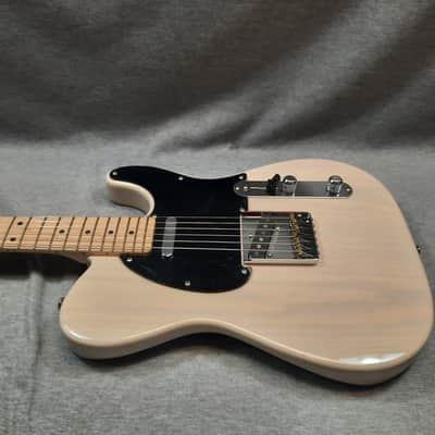 G&L USA ASAT Classic - Blonde image 4