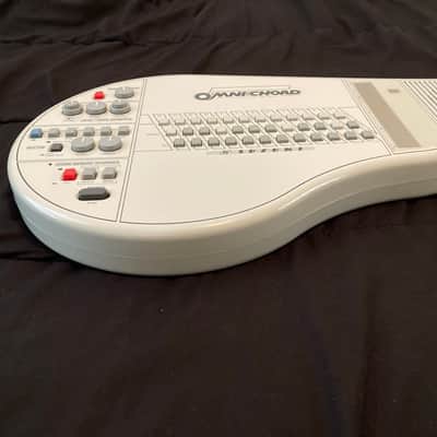Suzuki Omnichord System 2 OM-84 Vintage 80's with Case & Power supply image 12