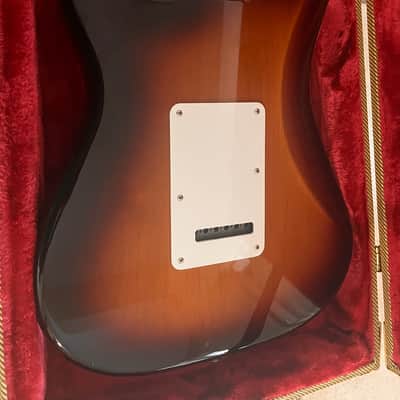 Fender Vintera '50s Stratocaster Modified with Maple Fretboard 2019 - Present 2-Color Sunburst image 5