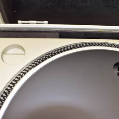 Technics SL-1200MK5 Direct-Drive Turntable w/ Road Runner Road Case image 6