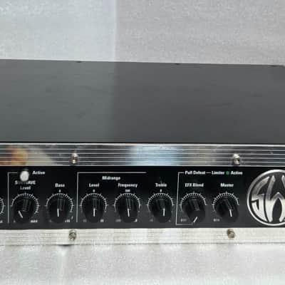 SWR 550X 550-watt Hybrid Rack Bass Guitar Amp Head image 2