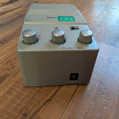 Ibanez FZ7 Fuzz Guitar Effects Foot Pedal Silver Gray Tested Clean image 4