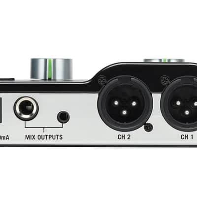 Samson Concert 288m Presentation Dual Channel UHF Wireless System with Tabletop Receiver - (2) LM7 and (2) HS5 (CB88 x 2/AR299M) - K Band image 4