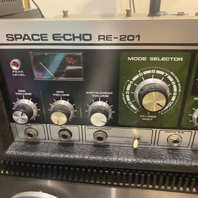 Roland RE-201 Space Echo Tape Delay / Reverb 1974 - 1988 - Black image 8
