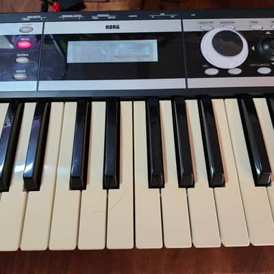 Korg X50 61-Key Music Synthesizer 2000s - Black image 4