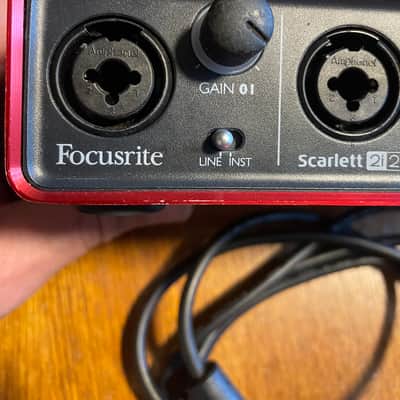 Focusrite 2i2 Gen 1 - Scarlett image 2