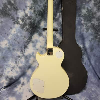 Video Demo Hohner Vintage RARE 1977 WHITE with Gold Hardware Hohner Japan L-59 Les Paul Style Electric Guitar New Strings Pro Setup Original Hard Shell Case image 12