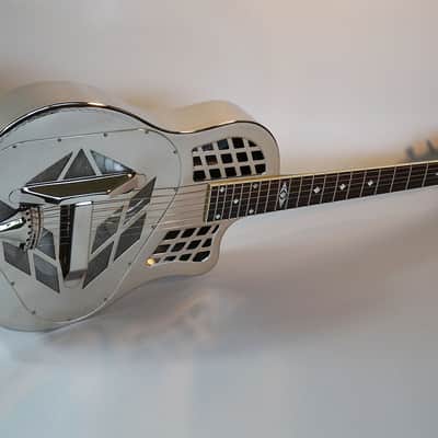 National Reso-Phonic Style 1.5 Brass Body Cutaway Tricone 2023 Mirror Nickel Engraved Wiggle Border image 4