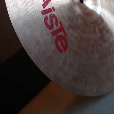Paiste  Collectable,Ex Clem Cattini 2002 ,16" crash cymbal+ real signature  1981 - Traditional image 4