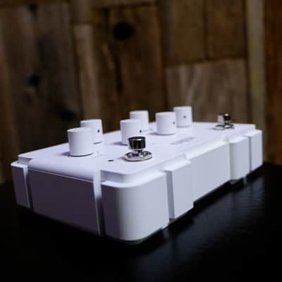 Kernom Ridge Overdrive 2021 - Present - White image 8