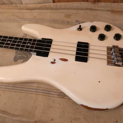 Travis Bean TB-2000 Bass Guitar 1976 - White image 9