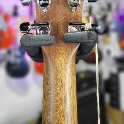 Martin D Jr-10 Left Handed Acoustic Guitar Natural Spruce Auth Dealer *FREE PLEK WITH PURCHASE* 555 ! image 11