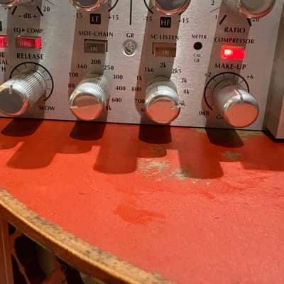 Avalon VT-747SP Stereo Compressor & EQ image 4