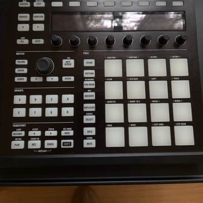 Native Instruments Maschine MKII 2010s - Black image 1