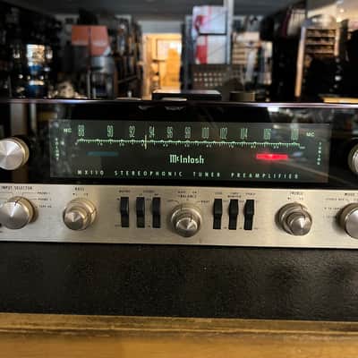 RARE McIntosh Mx110 Stereophonic Tuner Pre-Amplifier Z Series image 3