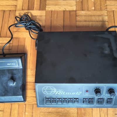 Eko Ritmo 12 (Italy, 1982) - Vintage Analog Drum Machine Rhythm Box with original footswitch image 4