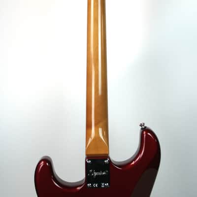 Squier Classic Vibe '60s Stratocaster Candy Apple Red image 6
