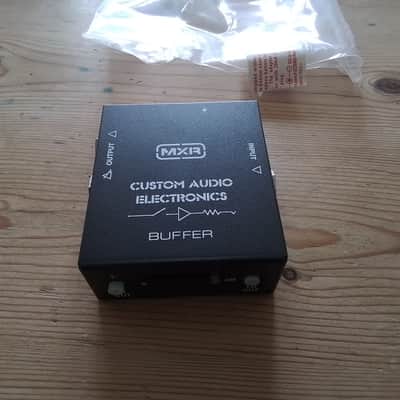 Custom Audio Electronics MC-406UK Buffer with box image 2