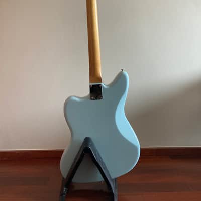 Fender Vintera '60s Jaguar Modified HH with Pau Ferro Fretboard 2019 - 2023 - Sonic Blue image 9