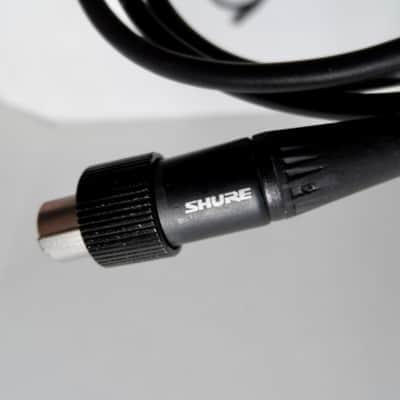 Shure WA305 Gold-plated Neutrik 1/4" Straight TS to TA4F Cable 3' Premium threaded locking Instrument Guitar Cable 95A20085 for Glx-d GLXD GLXD1 AD1 ADX1 bodypack ULX-D QLX-D Transmitters Digital Wireless System Line 6 G50 G55 G90 Relay AKG image 4
