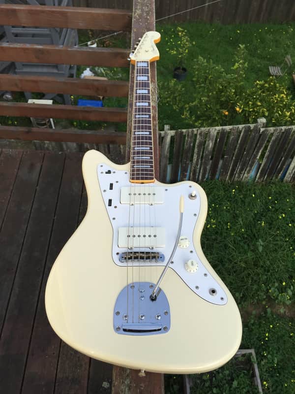 Fender Jazzmaster JM66 Olympic White Matching Headstock/ Blocks +