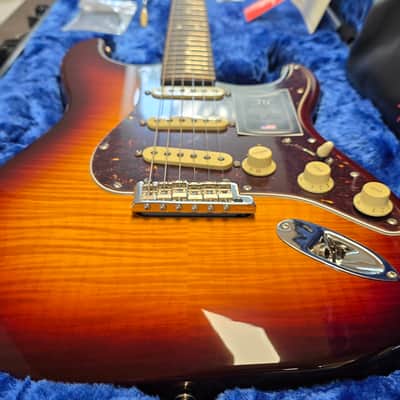 Fender American Stratocaster 70th Anniversary BRAND NEW Professional II AAA Flame Top Comet Burst Sunburst USA Strat FSR Limited Special Edition Guitar image 4