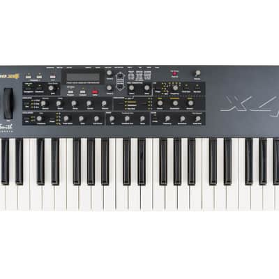 Dave Smith Instruments Mopho X4 Analog Keyboard Synthesizer [USED]