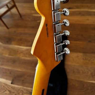 Fender Am Pro Clsc Strat RW FDKR 2025 image 6