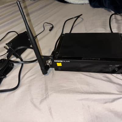Shure BLX4R image 2