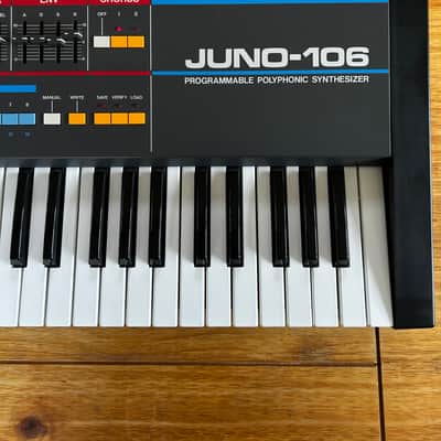 Roland Juno-106 61-Key Programmable Polyphonic Synthesizer 1984 - 1985 - Black image 6