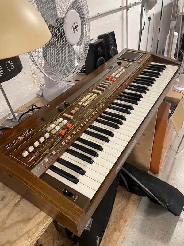 Casio CT-701 Casiotone 61-Key Synthesizer 1980s - Natural image 1