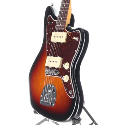Fender Certified Pre-Owned American Professional II Jazzmaster, Rosewood Fingerboard, 3-Color Sunburst (N2) (06512) image 4