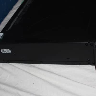 QSC CX108V 800w 8 Channel Power Amplifier image 4