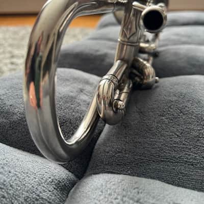 1909 Frank Holton “New Proportion” Cornet – Chicago Era – Couturier Model – Silver – Original Case & Mouthpieces image 19